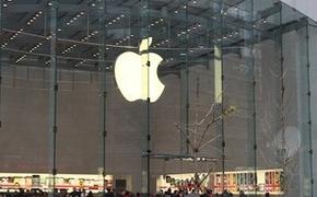 Apple прикроет "ларьки" и откроет магазин в Москве