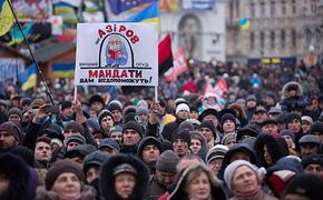 ИноСМИ об Украине: Ленин кверху задом как символ новой революции