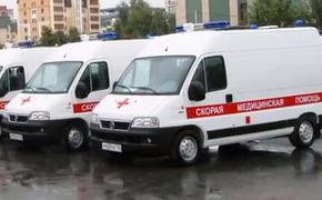 Три человека пострадали в результате ДТП с машиной скорой помощи в Петербурге