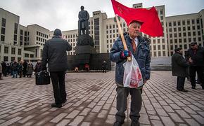 Почему украинцы отрезали Ленину голову и бегут в Европу? (ФОТО)