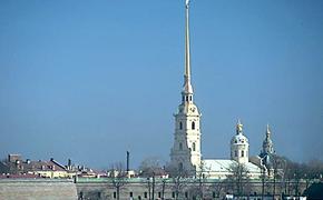 У Петропавловской крепости Петербурга открылся фестиваль ледяных скульптур