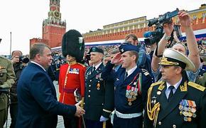 Россия тратит на оборону чуть ли не больше всех в мире