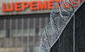 На таможне в Шереметьево задержали пассажира с 454 иконами
