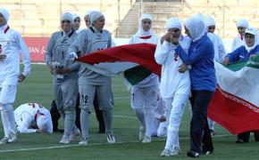 Среди игроков женской сборной Ирана по футболу нашли четырех мужчин