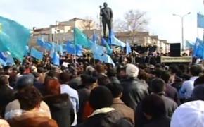 Крымские татары организовали промайдановский митинг в центре Симферополя