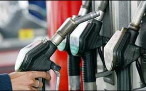 Эксперт: роста цен на бензин в Петербурге пока можно не опасаться
