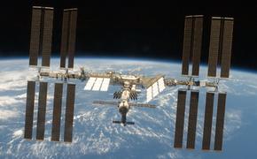 Корабль "Союз" с тремя космонавтами  в ближайшее время совершит посадку