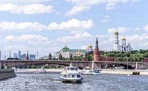Открытие круизной  навигации  в Москве - с подарками и угощениями