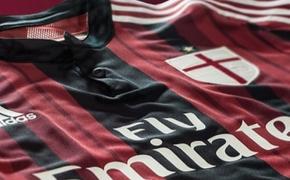 "Милан" представил новую форму с крестом Святого Амвросия (ФОТО)