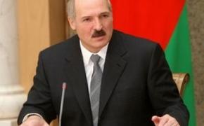 Лукашенко: всякий, кто пожелает покорить Беларусь, получит отпор