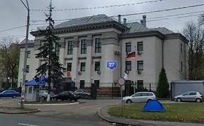 Посольство России в Киеве будет располагаться на проспекте Степана Бандеры?