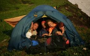 Всем туристам, едущим в Крым, предлагают палатки