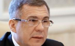 Глава Татарстана заявил, что болельщиц раздели по закону