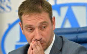 Медведев уволил устыдившегося за дела правительства Белякова