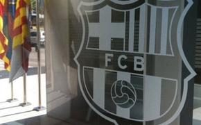 ФИФА оставила в силе запрет на трансферы "Барселоны" на полтора года