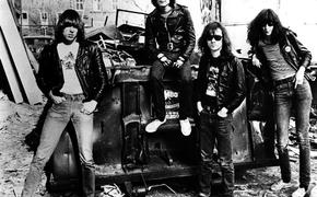 Мартин Скорсезе снимет фильм про культовую панк-группу Ramones