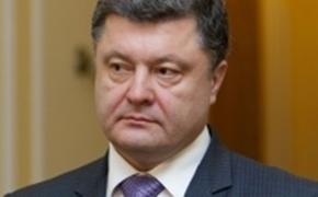 Порошенко попросит США признать ДНР и ЛНР террористами