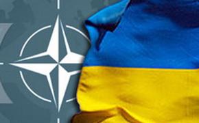 Порошенко подтвердил: в НАТО обещали Киеву высокоточное оружие