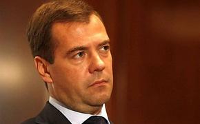 Медведев предупредил об ответе России на новые санкции