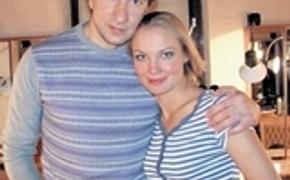 Григорий Антипенко и Татьяна Арнтгольц показали любовь на публике