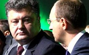 Партии Яценюка и Порошенко будут участвовать в выборах порознь