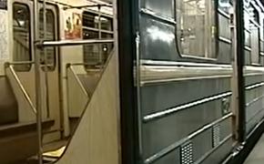 В Петербурге ищут педофила, домогавшегося шестиклассницы в метро