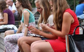 Самооценку подростков снижает общение в соцсетях, говорят ученые