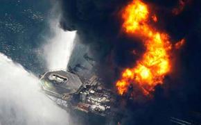 Взрыв на нефтяной платформе в Мексиканском заливе: один человек погиб