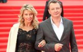 Екатерина Архарова считает, что ее муж Марат Башаров должен быть наказан