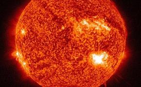 Солнечное пятно размером с Юпитер угрожает Земле (ФОТО)