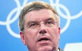 Бах: МОК пока не комментирует допинговый скандал в РФ