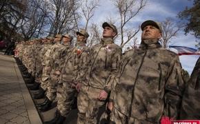 Ополченцев не хватило на всех крымских школьников
