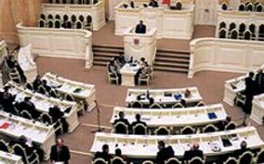 Петербургские депутаты не поддержали инициативу коммунистов сажать за саботаж