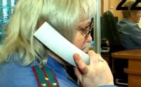 На Большой Конюшенной улице в Петербурге обокрали магазин часов