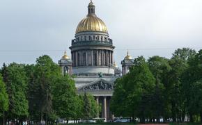 Самыми популярными направлениями на праздники стали Петербург и Сочи