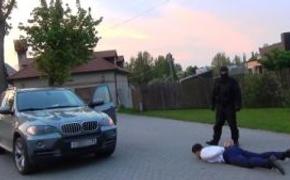 Полиция задержала замглавы Гусева по подозрению в получении «отката»