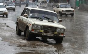 Водитель без прав задавил свою сестру и опрокинул машину в водоем на Ставрополье