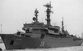 Учебный корабль Балтийского флота прибыл в Анголу