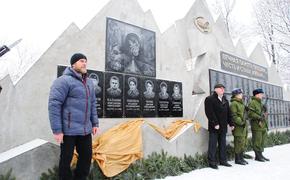 Памятник воинам Афганистана и Чечни установили в Слободском