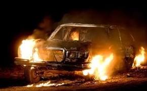 За ночь в Крыму сгорели три автомобиля