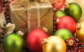 «Ночлежка» запустила акцию по сбору новогодних подарков для бездомных