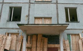 В Волгограде дом, в котором взорвался газ, может обрушиться в любую минуту
