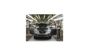 Nissan решил сократить вдвое меньше сотрудников петербургского завода