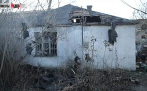 С мира по нитке: керчане помогают семье восстановить сгоревший дом ВИДЕО