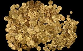 Археологи обнаружили древние монеты при раскопках в центре Курска