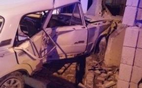 В Судаке спасатели «вырезали» подростков из авто