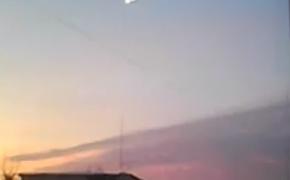 В сети опубликовано видео полета кометы над Керчью (ВИДЕО)