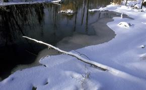 В Иркутской области под лед провалились двое малолетних детей, оба погибли