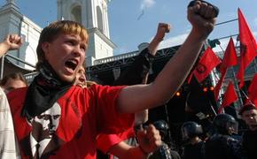Украинские радикалы взяли штурмом горсовет Львова
