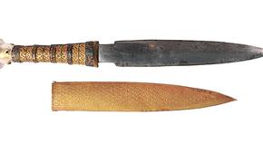 Российские учёные помогут исследовать внеземной кинжал Тутанхамона